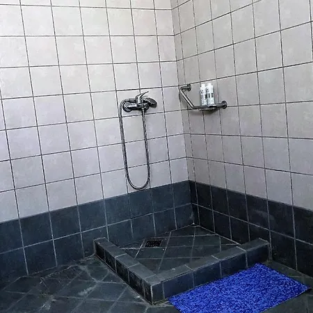 Alma Apartman *